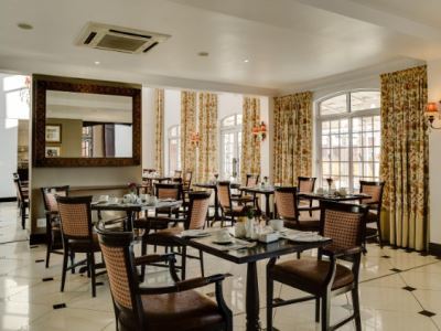 Protea By Marriott Hotel 4*